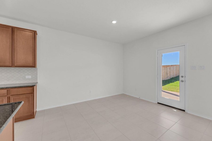 Spacious, unfurnished interior of a new home in Salerno - Heritage Collection, Round Rock (Image 24).