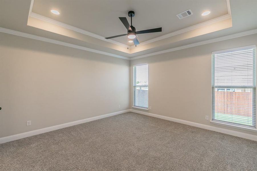 Spacious, unfurnished interior of a new home in , Alvarado (Image 39).