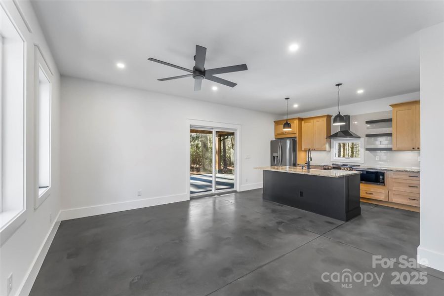 Image 37 of a home in . Image 37 of a home in .