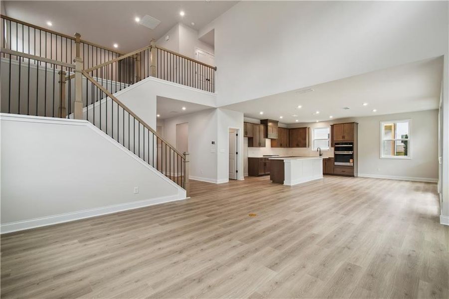 Spacious, unfurnished interior of a new home in Hillside Manor, Powder Springs (Image 23).