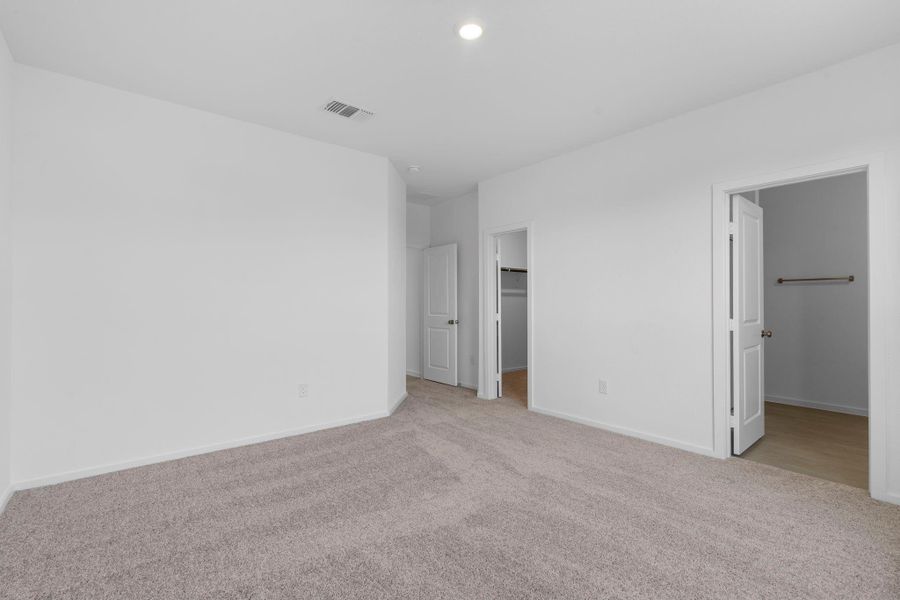 Spacious, unfurnished interior of a new home in Windcress, Baytown (Image 11). Spacious, unfurnished interior of a new home in Windcress, Baytown (Image 11).