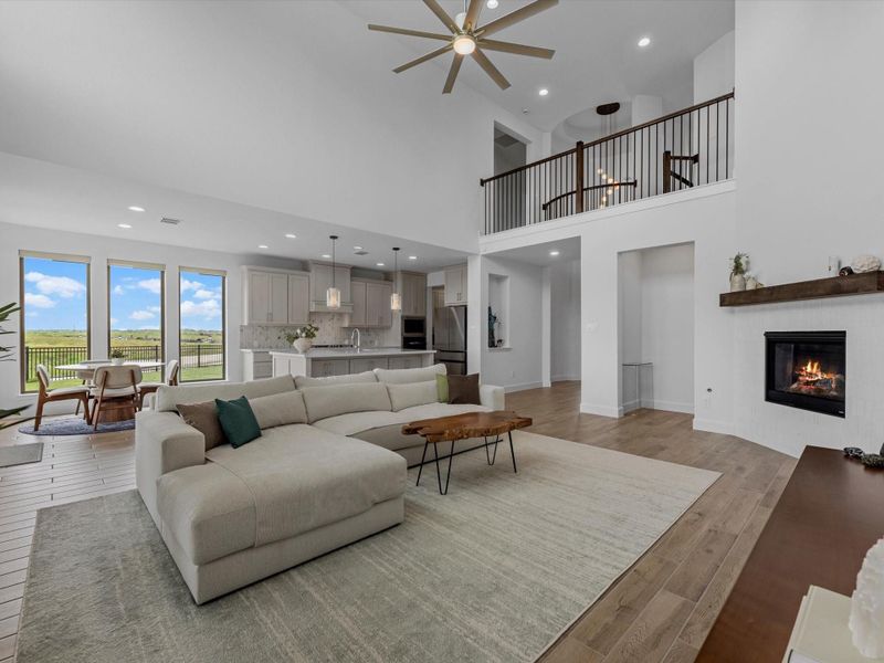 Furnished interior view inside a new home in Valencia, Manvel (Image 17).