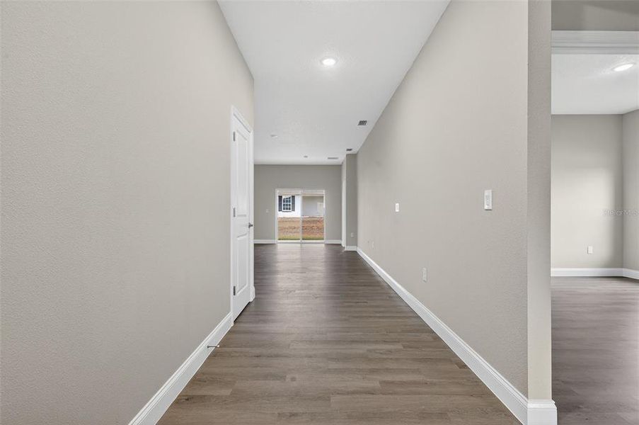 Spacious, unfurnished interior of a new home in , Lake Hamilton (Image 12). Spacious, unfurnished interior of a new home in , Lake Hamilton (Image 12).