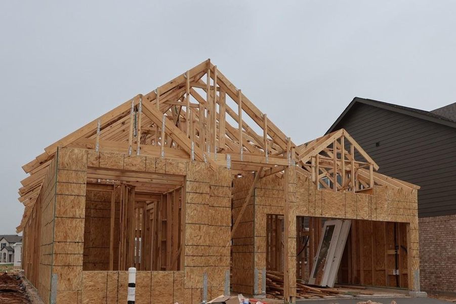 Let us show you how our advanced framing techniques have stood the test of time and allow more insulation for a quieter and more energy-efficient home.