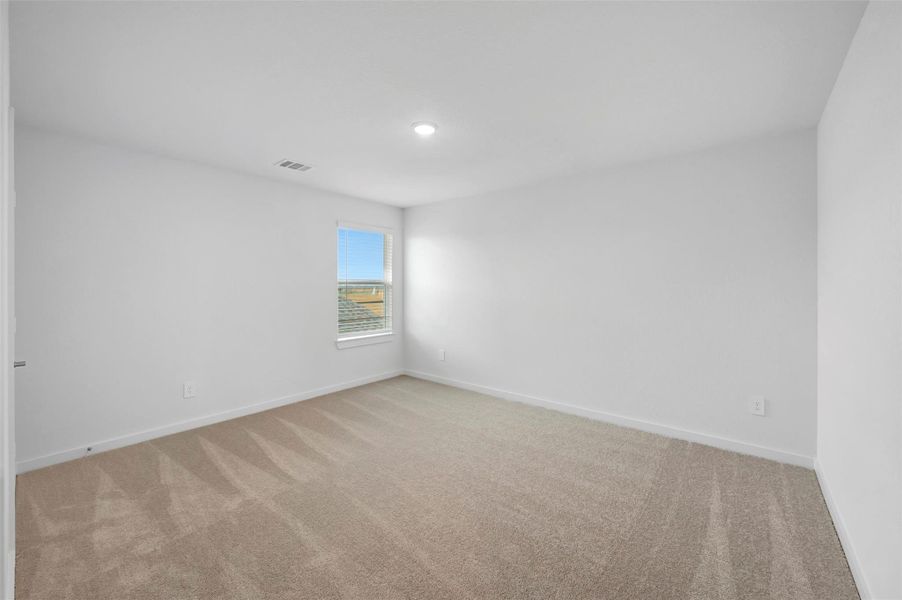Spacious, unfurnished interior of a new home in Wildrye, Waller (Image 18).