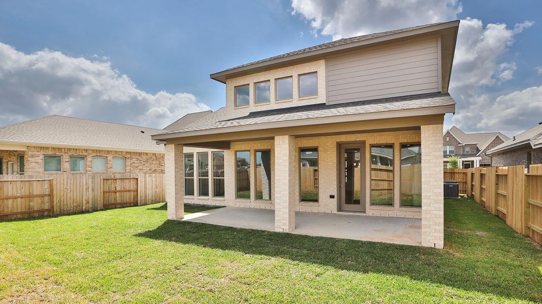 Exterior details and patio area of a home in Escondido, Magnolia (Image 3).