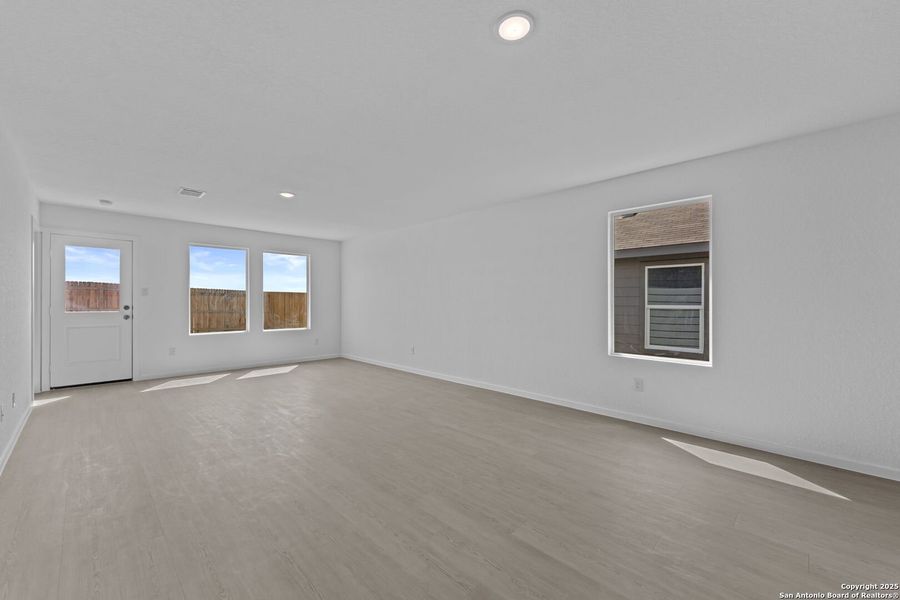 Spacious, unfurnished interior of a new home in , New Braunfels (Image 9). Spacious, unfurnished interior of a new home in , New Braunfels (Image 9).