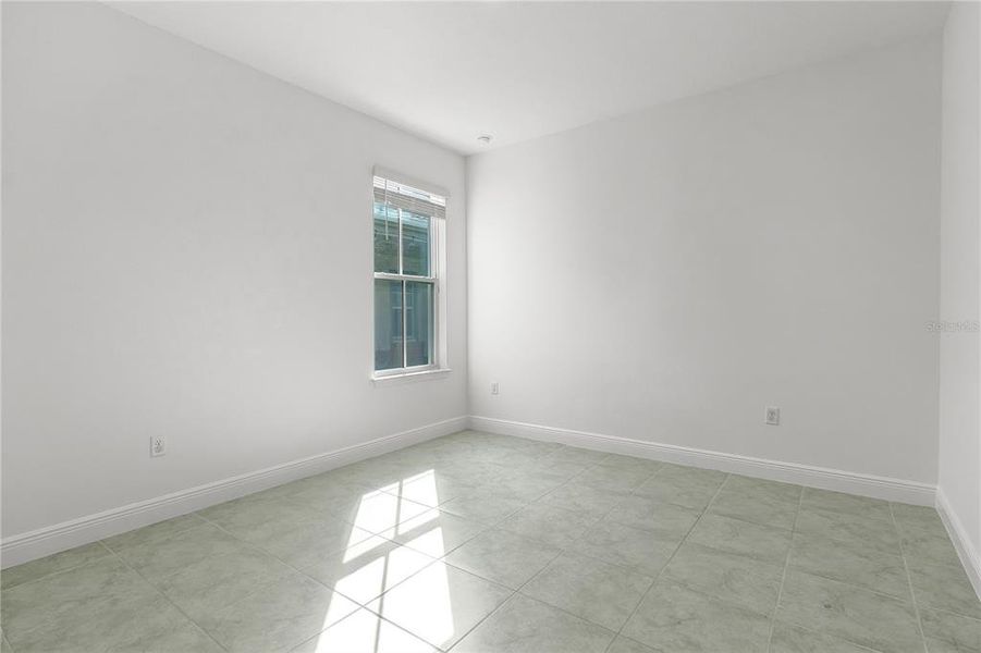 Spacious, unfurnished interior of a new home in Summerdale Park at Lake Nona, Orlando (Image 16).