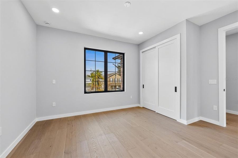 Spacious, unfurnished interior of a new home in College Park, Orlando (Image 25). Spacious, unfurnished interior of a new home in College Park, Orlando (Image 25).