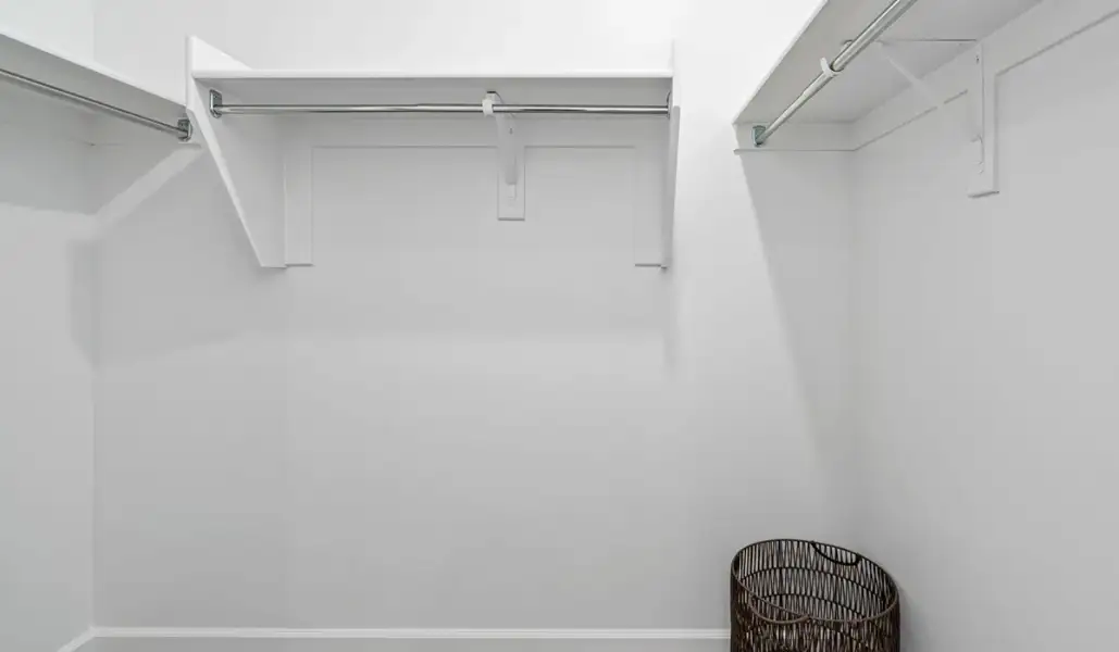 Spacious, unfurnished interior of a new home in Redford Estates, Tucson (Image 19).