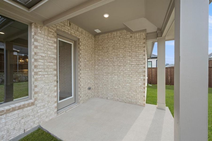 1837 Flowing Ridge- Back-3