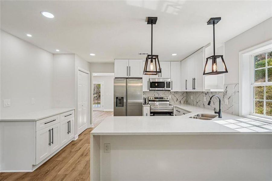 Furnished interior view inside a new home in , Grayson (Image 6).