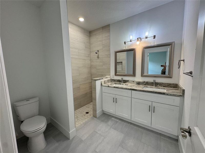 Furnished interior view inside a new home in , Ocala (Image 6).