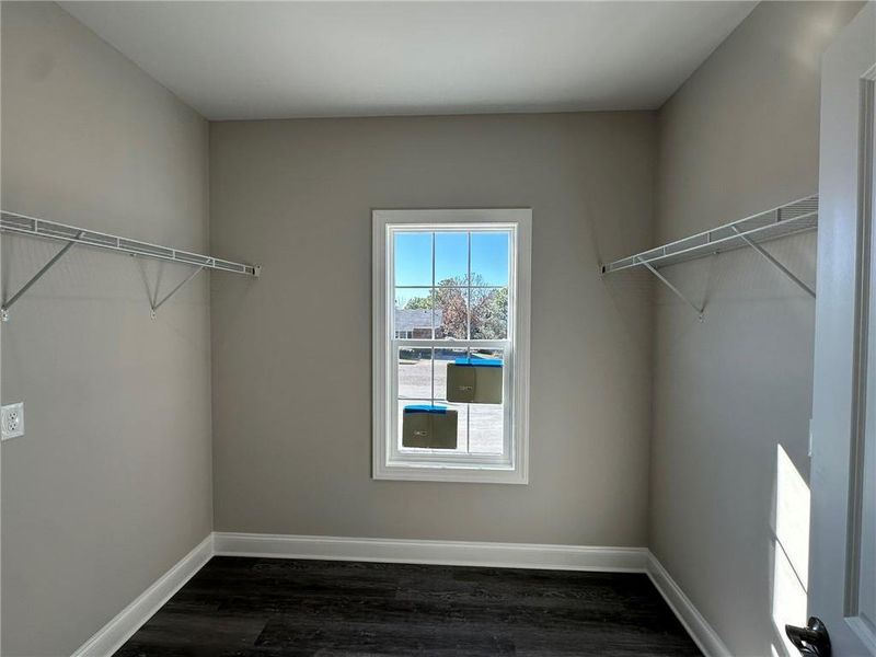 Spacious, unfurnished interior of a new home in , Augusta (Image 13).