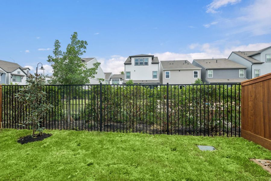 Welcome to The Bermuda by David Weekley Homes. Move-In-Ready Now!