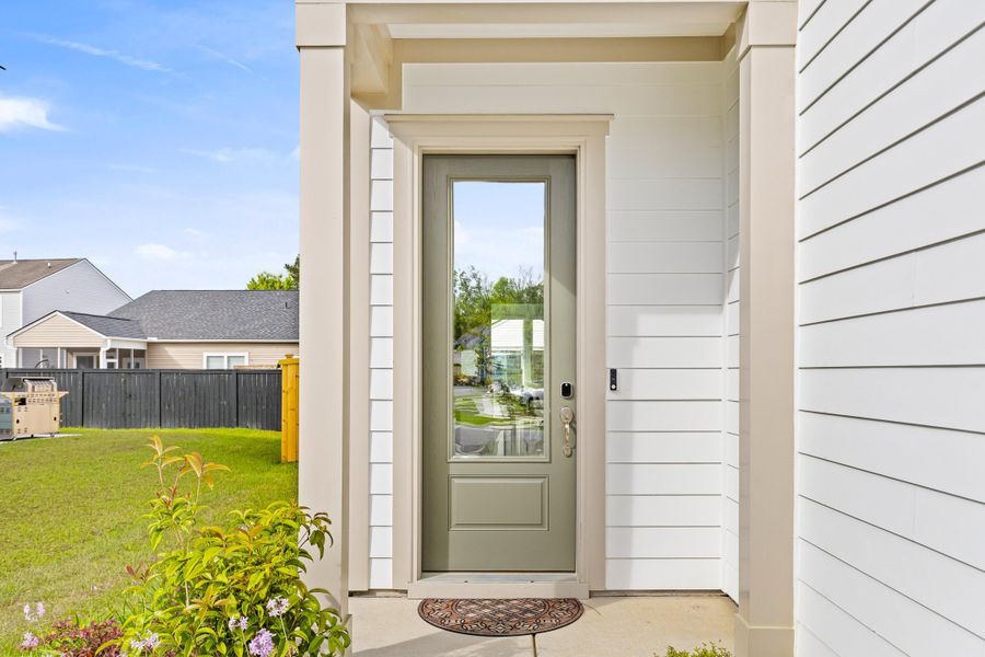 Exterior details and patio area of a home in , Charleston (Image 27).