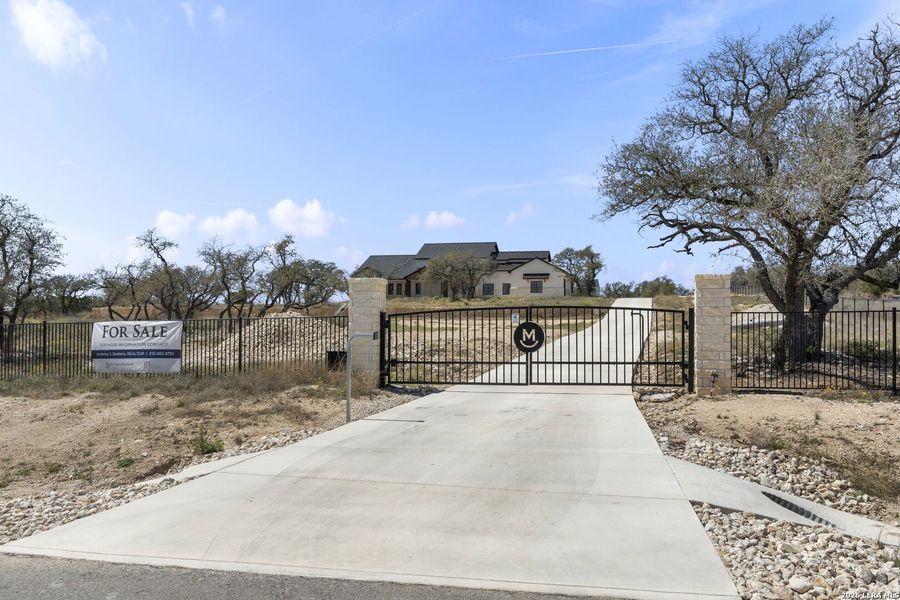 Image 36 of a home in .