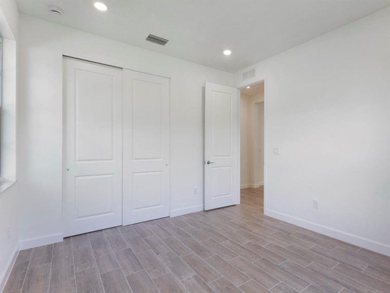 Guest Bedroom 1st Floor