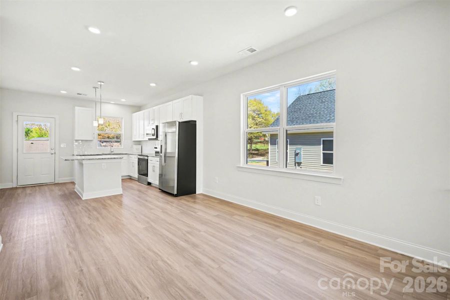 Spacious, unfurnished interior of a new home in , Gastonia (Image 25). Spacious, unfurnished interior of a new home in , Gastonia (Image 25).