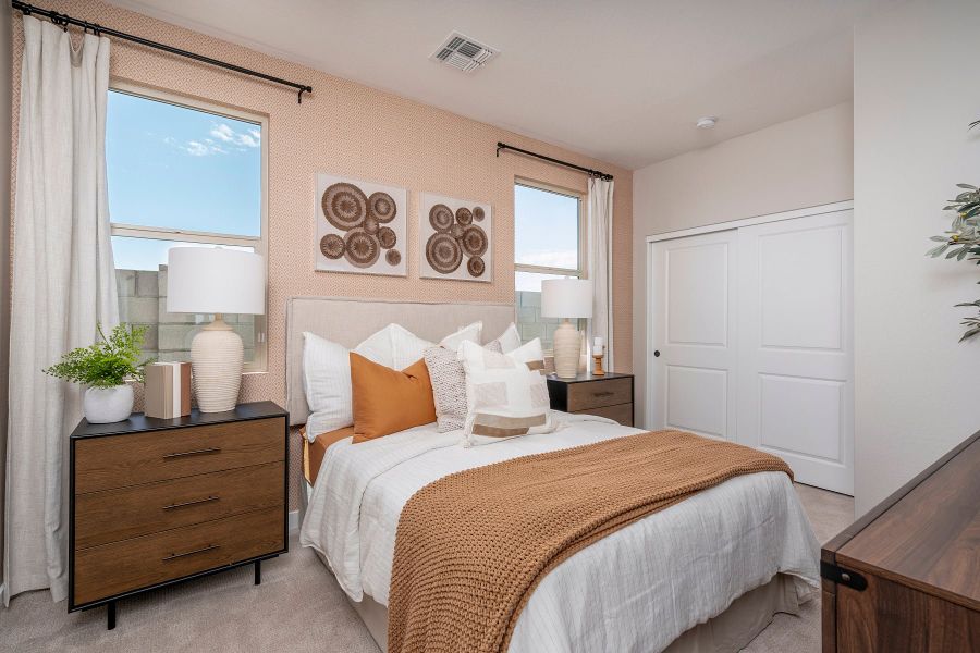 Furnished interior view inside a new home in El Cidro, Goodyear (Image 11).
