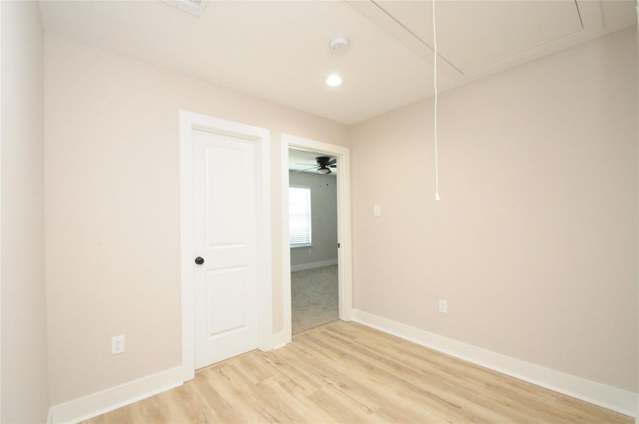 Image 37 of a home in .