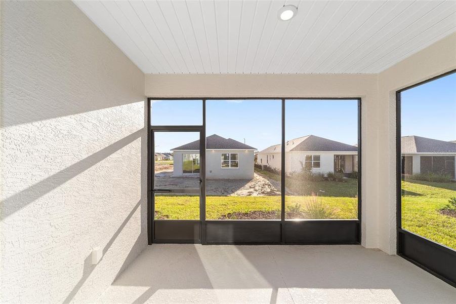 Exterior details and patio area of a home in , Ocala (Image 25).