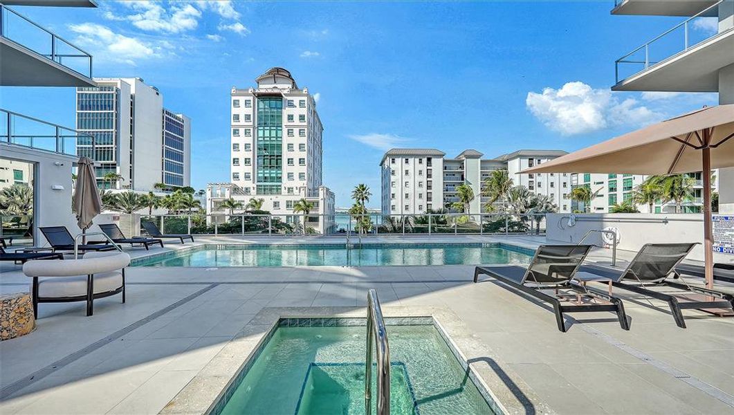 Condo located in Sarasota, FL showcasing its design and architecture (Image 3). Condo located in Sarasota, FL showcasing its design and architecture (Image 3).