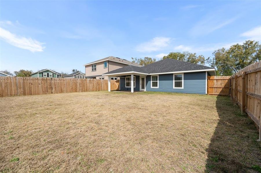 Exterior details and patio area of a home in Country Way South, Newberry (Image 24).