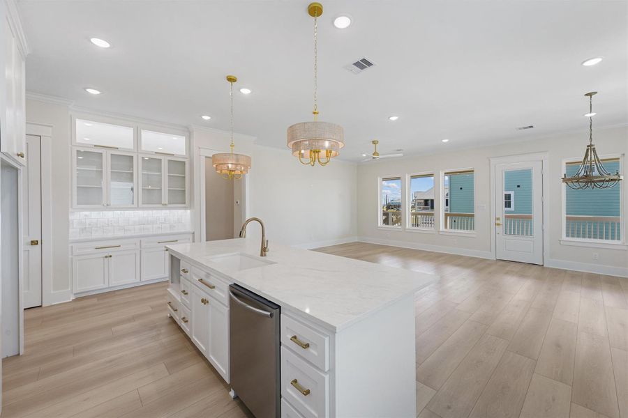 Furnished interior view inside a new home in , Galveston (Image 10).