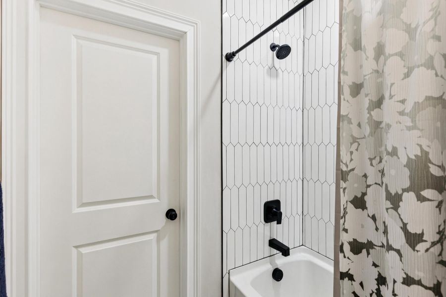 Image 29 of a home in .