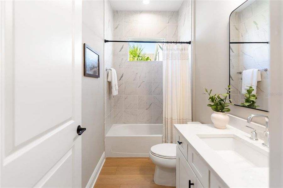 Furnished interior view inside a new home in Canoe Creek, Parrish (Image 17). Furnished interior view inside a new home in Canoe Creek, Parrish (Image 17).