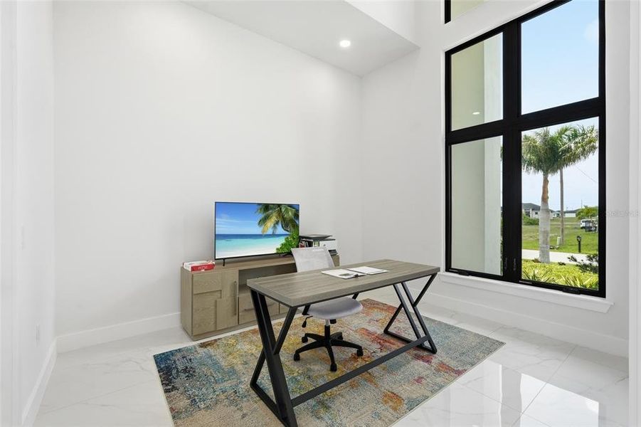 Furnished interior view inside a new home in , Cape Coral (Image 9).
