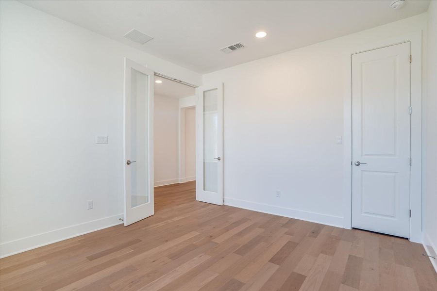 Spacious, unfurnished interior of a new home in Leander Estates, Leander (Image 28).