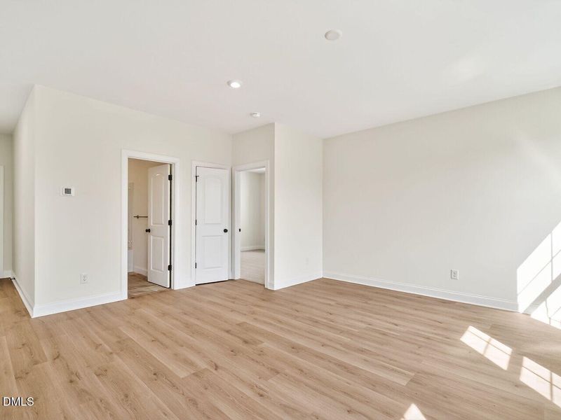 033-1280x960-bonus-room