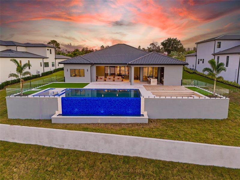 Exterior details and patio area of a home in , Montverde (Image 32).