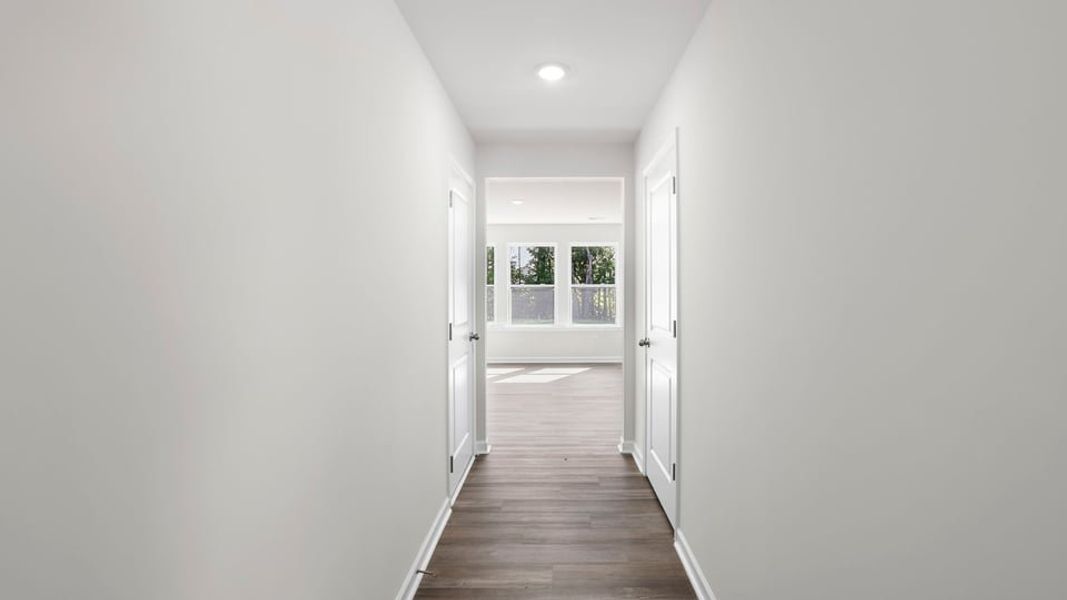Spacious, unfurnished interior of a new home in Varner Station, Woodruff (Image 17).