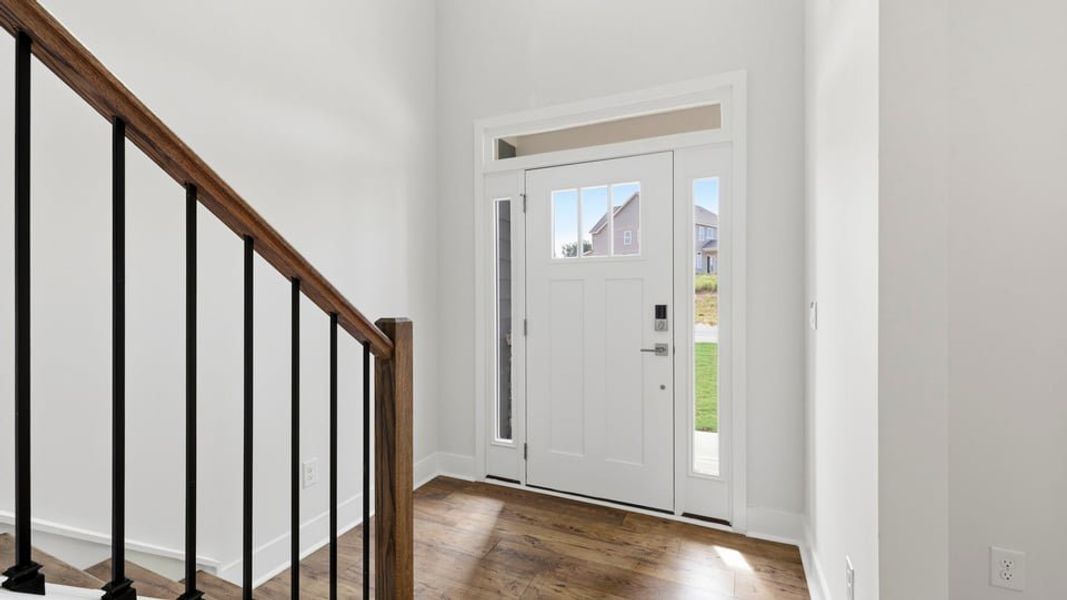 Spacious, unfurnished interior of a new home in Sycamore Cove, Woodruff (Image 14).