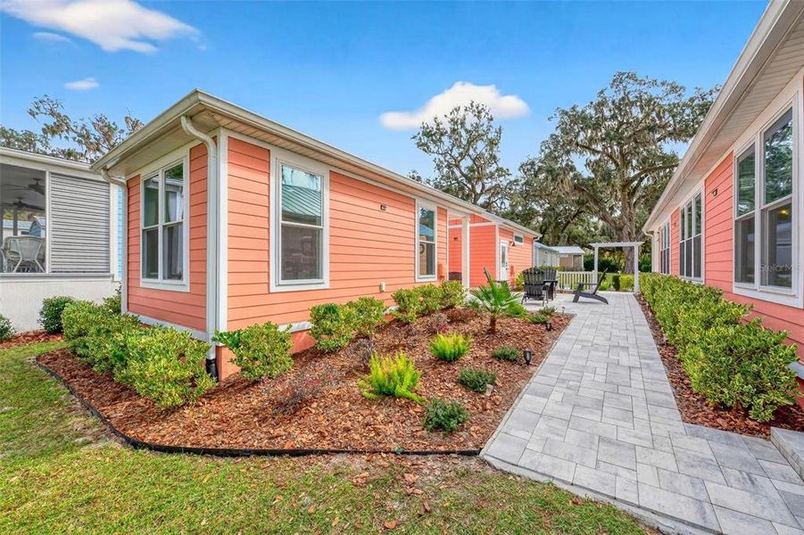 Exterior details and patio area of a home in , Oxford (Image 35).
