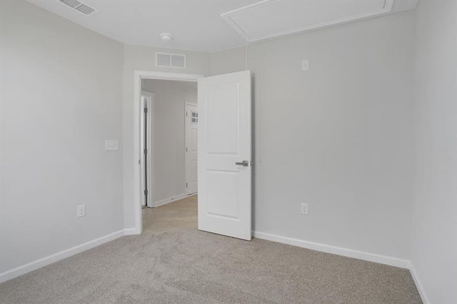 Spacious, unfurnished interior of a new home in Riverside at Calhoun, Calhoun (Image 16).