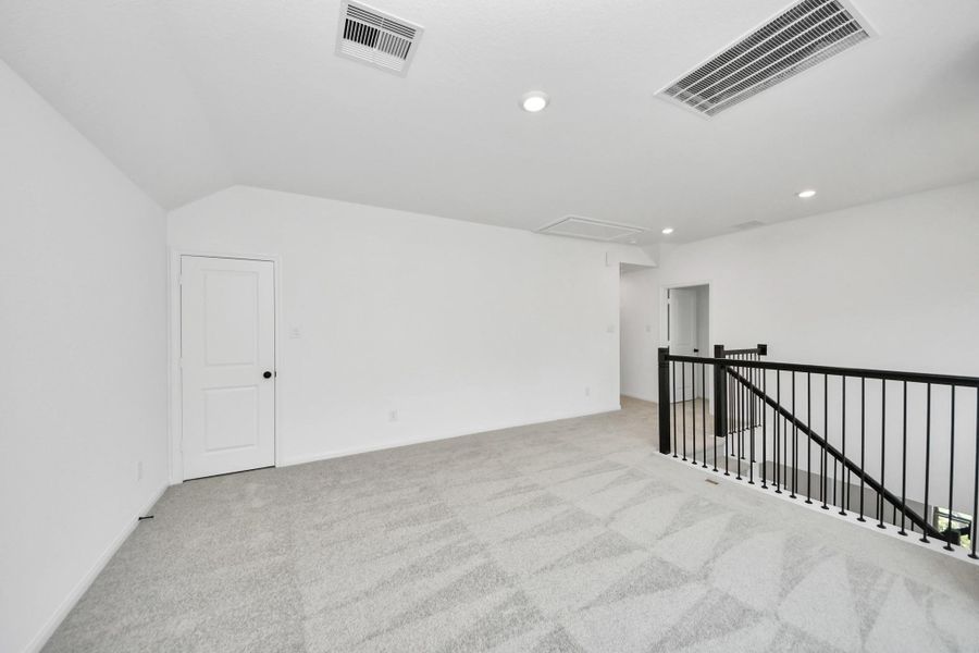 Spacious, unfurnished interior of a new home in 45' Traditional Homes at Elyson, Katy (Image 29).