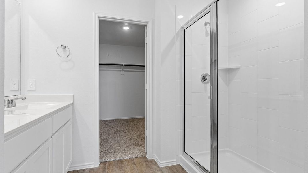Furnished interior view inside a new home in Tamarron, Fulshear (Image 12).