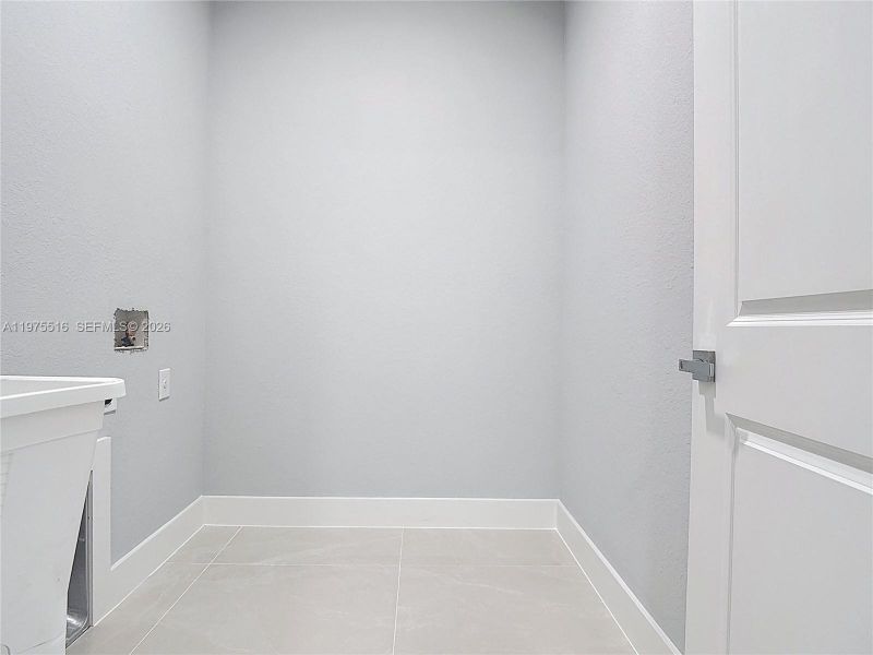 Spacious, unfurnished interior of a new home in , Lehigh Acres (Image 21). Spacious, unfurnished interior of a new home in , Lehigh Acres (Image 21).