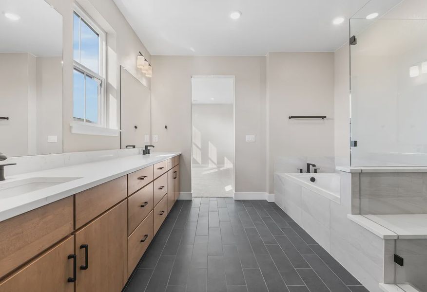 Homesite 262 Primary Bath - 10 of 13 Homesite 262 Primary Bath - 10 of 13