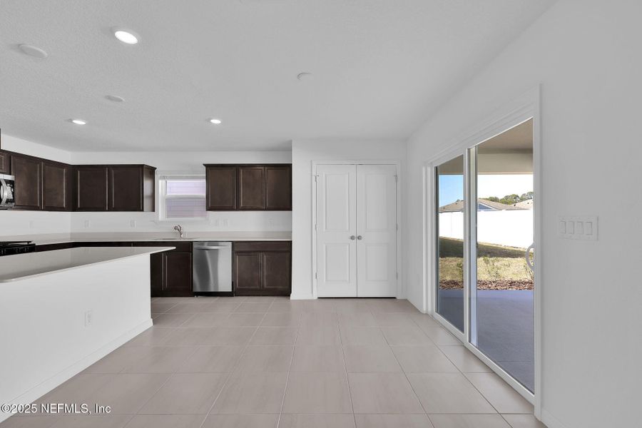 Image 18 of a home in Wells Landing.