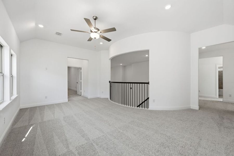 Representative unfurnished interior of a home built from the Rhone by Taylor Morrison in South Oak 50s, Oak Point (Image 16).