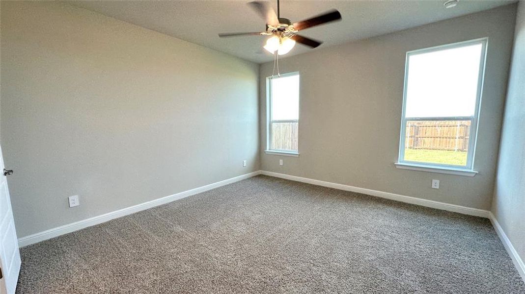 Spacious, unfurnished interior of a new home in Rock Creek Ranch, Fort Worth (Image 10). Spacious, unfurnished interior of a new home in Rock Creek Ranch, Fort Worth (Image 10).