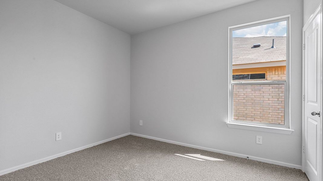 Spacious, unfurnished interior of a new home in Lankford Farms, Cleburne (Image 14).