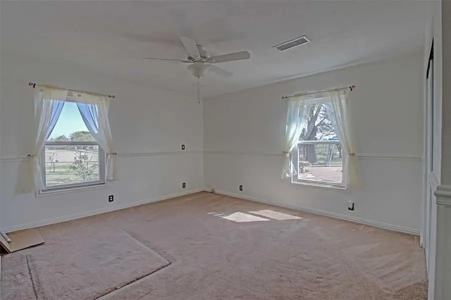 Image 35 of a home in . Image 35 of a home in .