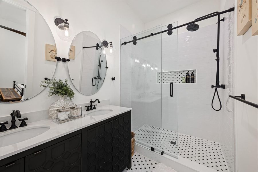 Furnished interior view inside a new home in , Galveston (Image 40).