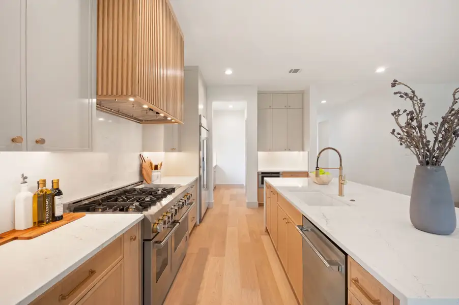 Furnished interior view inside a new home in , Dallas (Image 8).